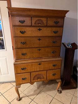 Furniture dresser