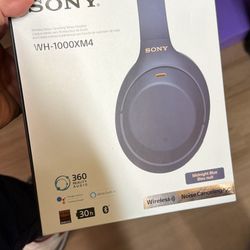 Sony XM4 blue Headphones