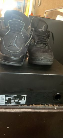 Jordan 4 black cat