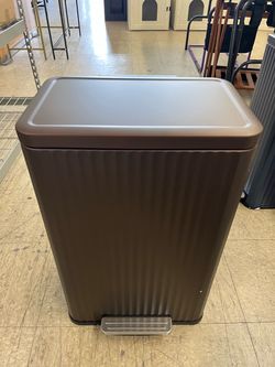 SONGMICS 13 Gallon (50 L) Flute Trash Can Stainless Steel w/ Pedal - Bronze