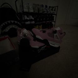 Jordan 4 Orchid