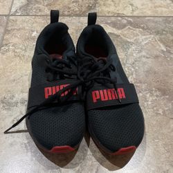 Boys Puma 