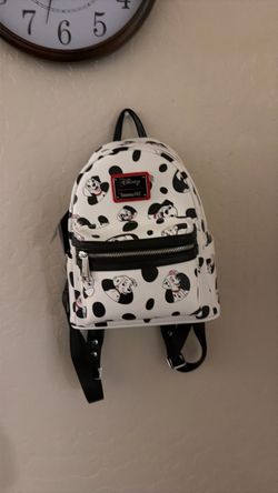Disneys 101 Dalmatians lounge fly backpack