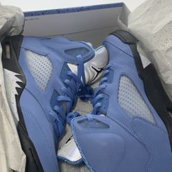 Nike Air Jordan 5 Retro UNC Blue Size 12 Men