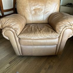 Beautiful Leather Rocking Chair For Your Home