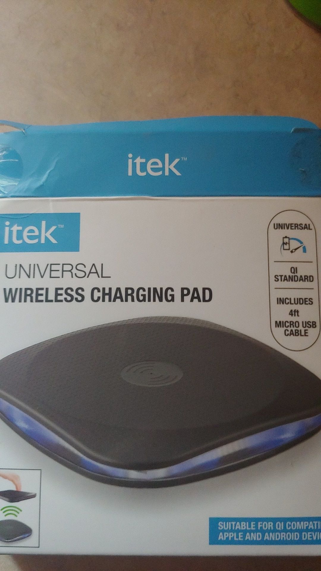 Item charging pad