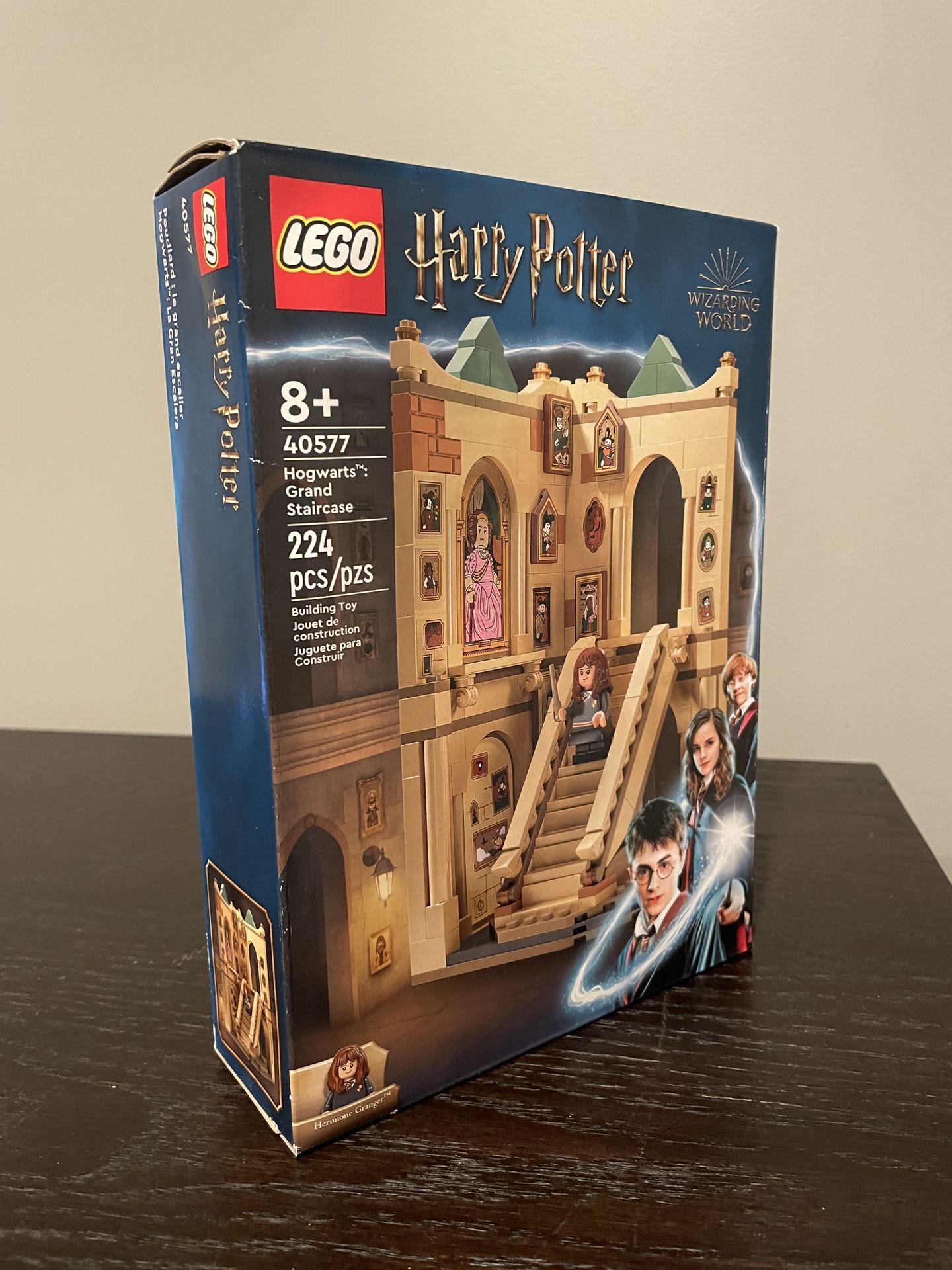 NEW / SEALED Harry Potter LEGO 40577 Grand Staircase