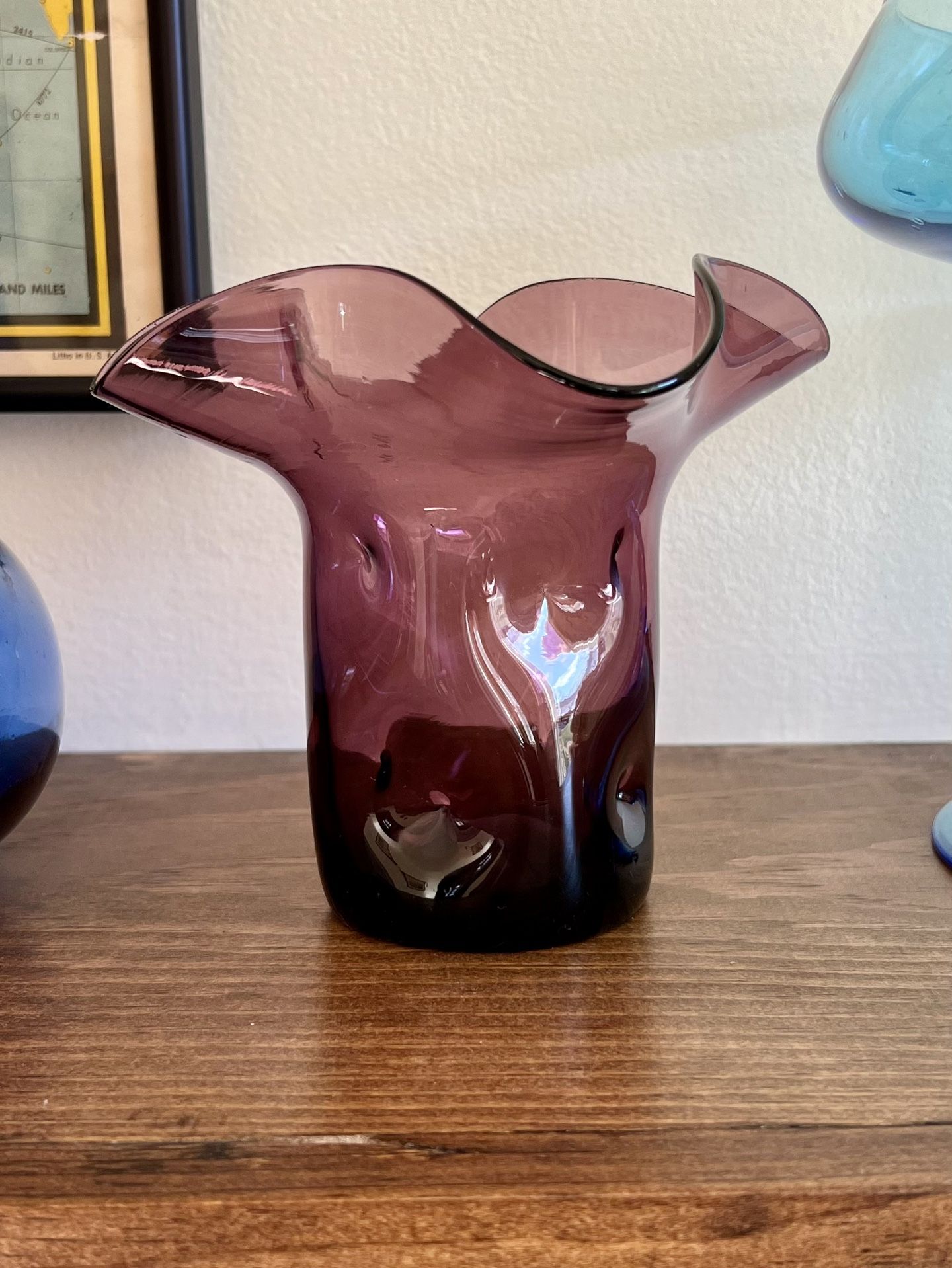 Vintage Bischoff Amethyst Glass Pinch Vase  #502