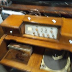 Vintage Stereo/record Player With Records!!