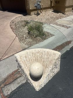 Free coffee  table