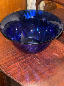 Cobalt Blue Swirl Glass Bowl