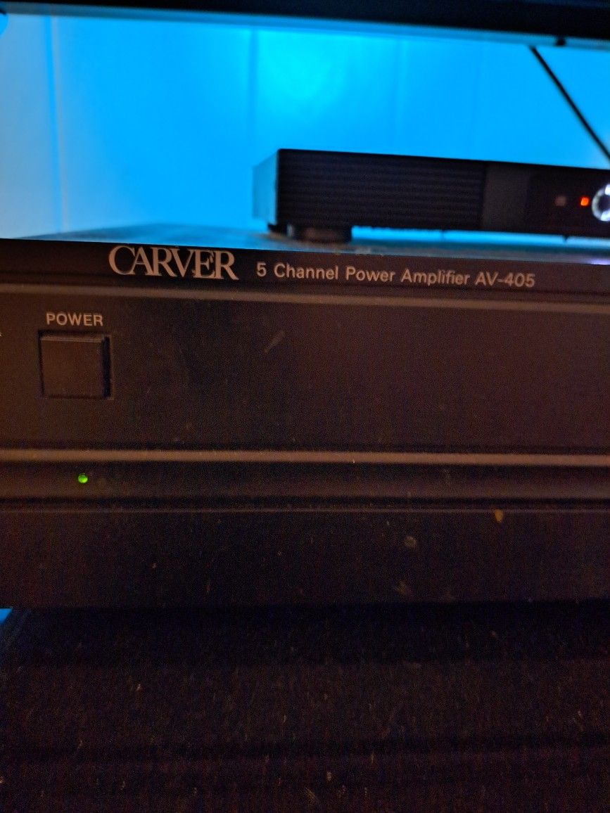 Carver 5 Channel Amplifier