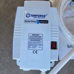 Dual 5 Gallon Water Jug Pump/ Dispenser