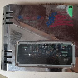 American Pro Amplifier 