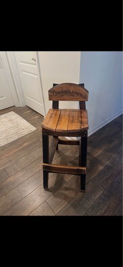 Bar Stool (unique item)
