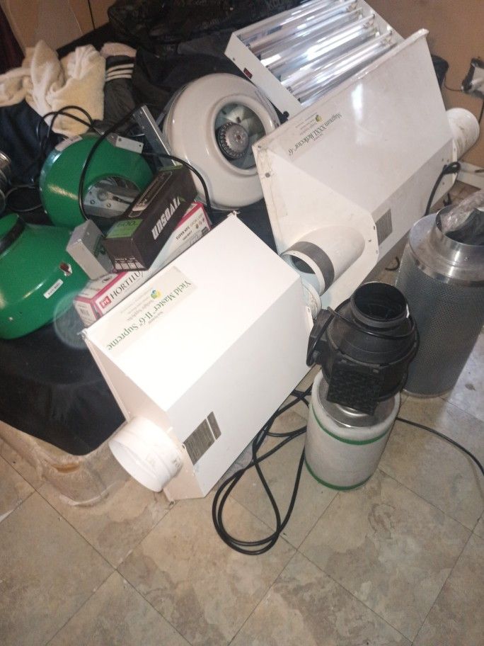 Hydroponics Equipment