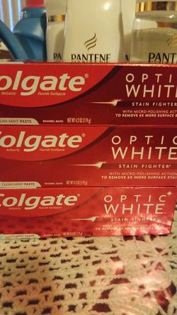 Colgate optic white