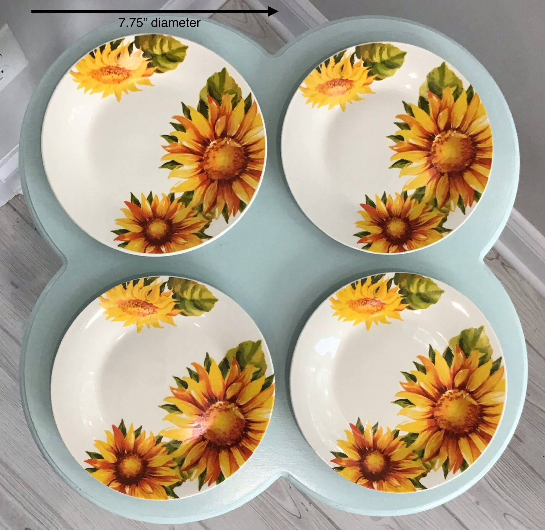 Set of 4 Royal Norfolk White with Sunflowers Salad or Appetizer Plates
