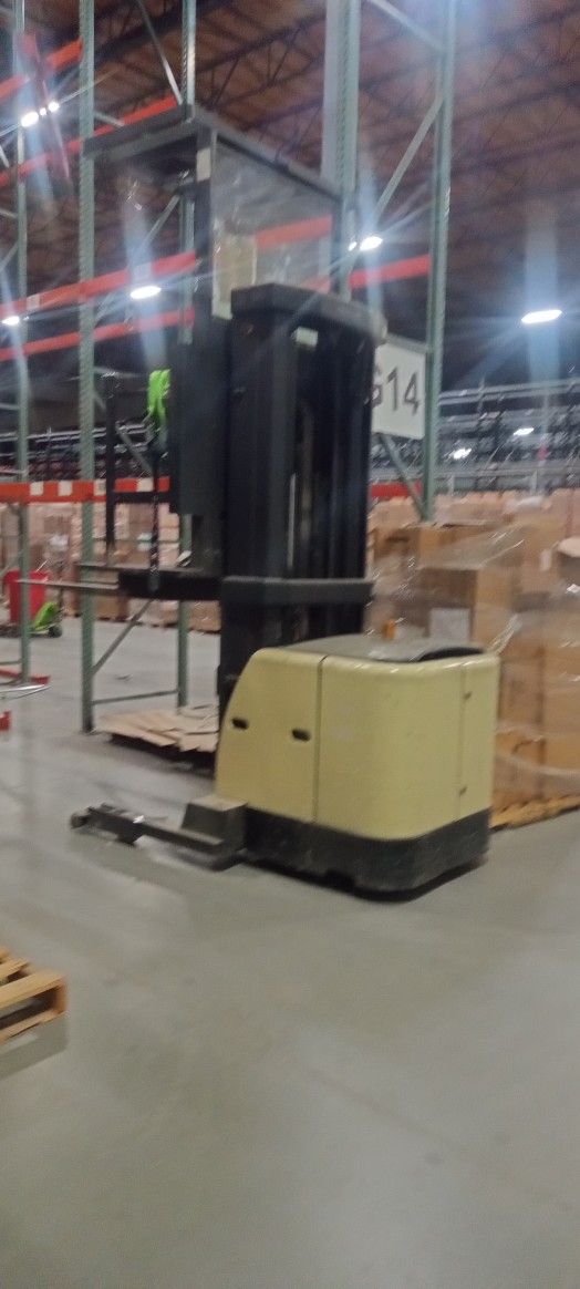 Crown Forklift 