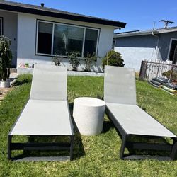Reclining Poolside Lounge Chairs