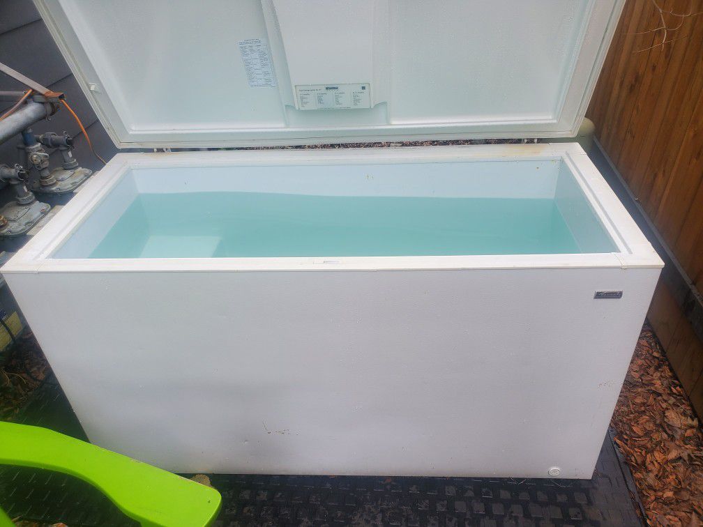 Free Chest Freezer Cold Plunge/ Ice Bath