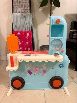 B. Toys Ice Cream Truck Pretend Play Cart | Kids Food Truck Toy