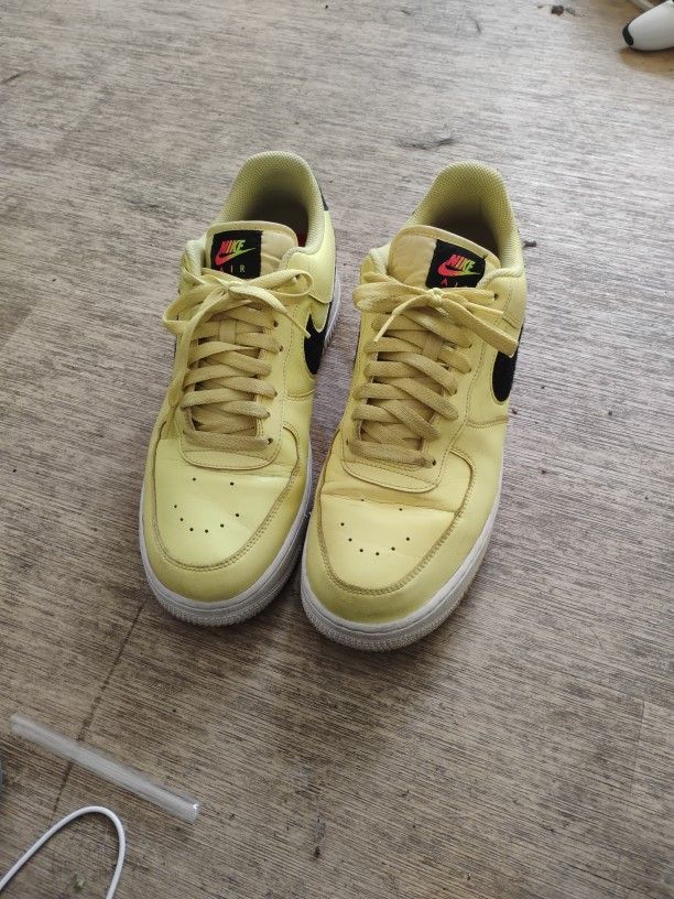 Nike Air Force 1 “Yellow Pulse”