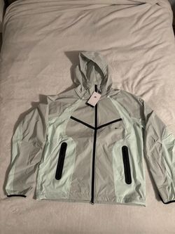 Nike Tech Dri-FIT Woven Full-Zip Color-Block Windrunner Jacket men’s size medium