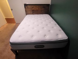 FULL SIZE BED AND CUSTOSM HEAD BOARD