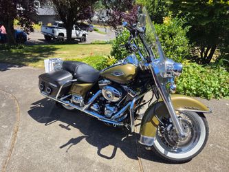 Harley Road King Classic