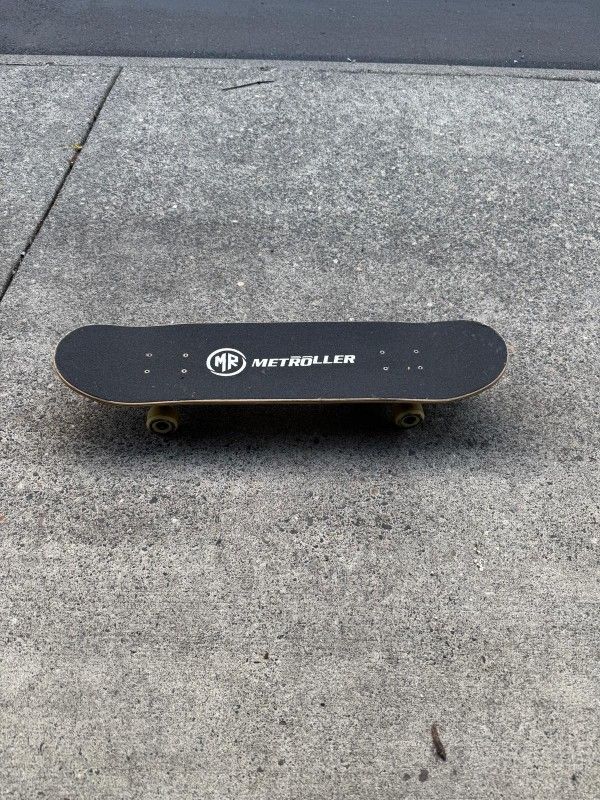 Metroroller Skateboard