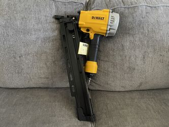 DeWalt Pneumatic 21-Degree Collated Framing Nailer