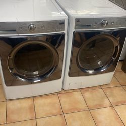 WASHER AND GAS DRYER SET