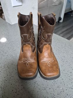 Boys Wonder Nation Boots 12C