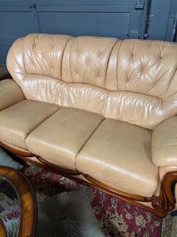 Leathered Sofa & Table set