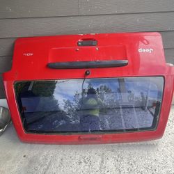 97 To 01 Jeep Cherokee Tailgate