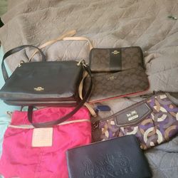 Coach Purse Lot Open To Offers Thanks! 