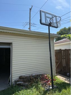 Free Basketball hoop