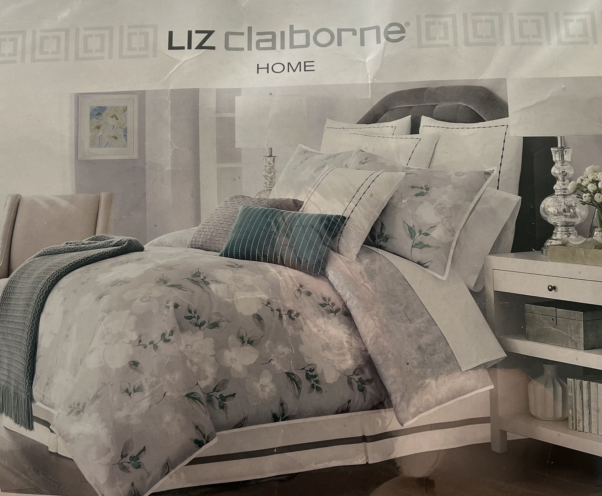 Magnolia Comforter Set 4 Pc.