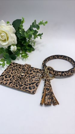 Leopard Printed Wrist Key Chain Wallet/Card Holder PU Leather Big Circle