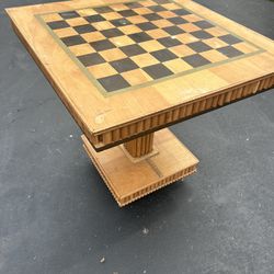 Unique, Chess Table (FREE)