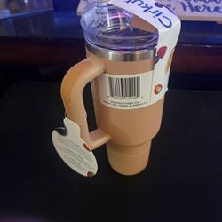 brand new hot/cold cups 