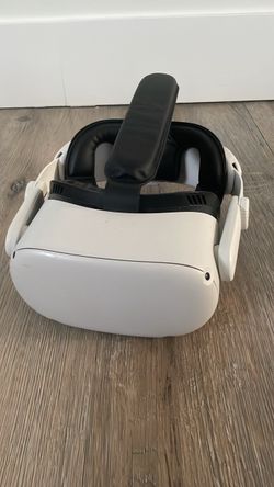 Meta Quest 2 VR Headset