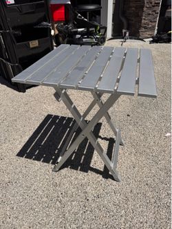 [moving sale] folding camping table