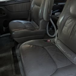 2005 Toyota Sienna XLE Limited