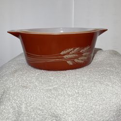 Antique Pyrex Bowls. 