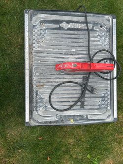 Husky Wet Tile Saw