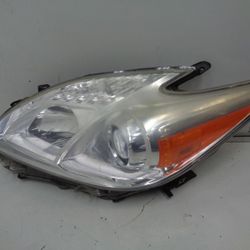2012-2015 Toyota Prius Left Driver Side Halogen Headlight OEM AK(contact info removed)