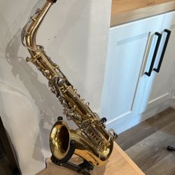 Selmer AS400 Saxophone 