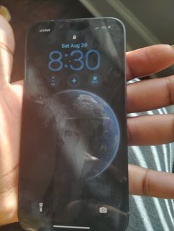 iPhone 16 E